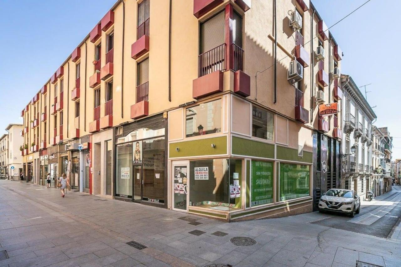Modern Apartment In The Heart Of Granada Buitenkant foto