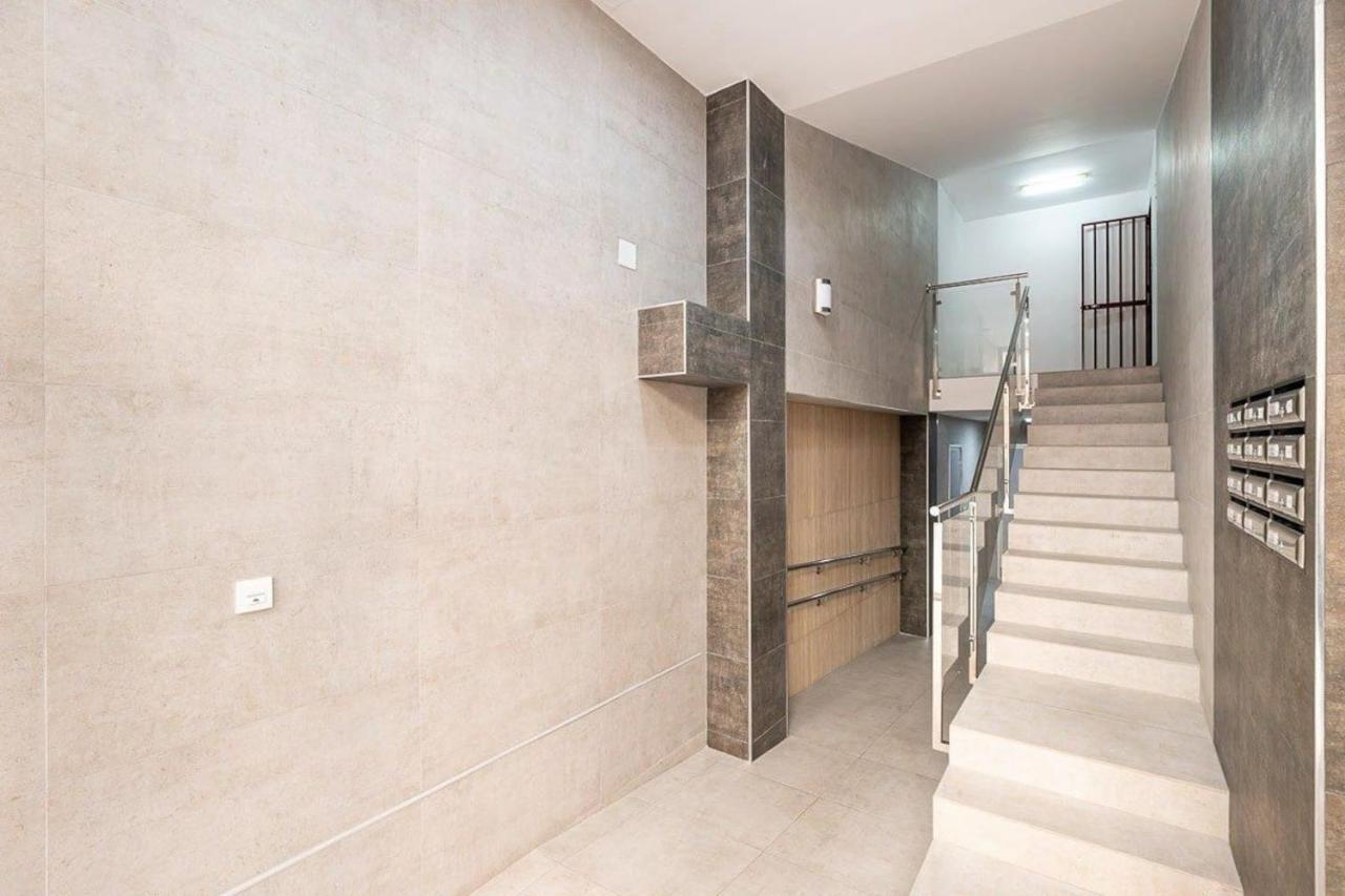 Modern Apartment In The Heart Of Granada Buitenkant foto